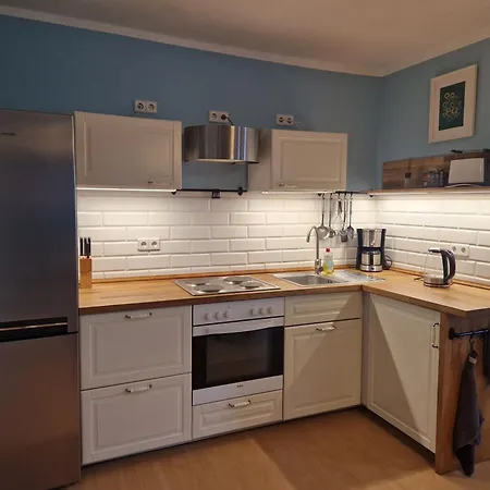 Business Apartment *