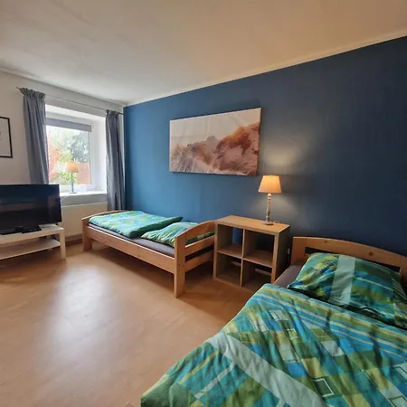 Business Apartment *