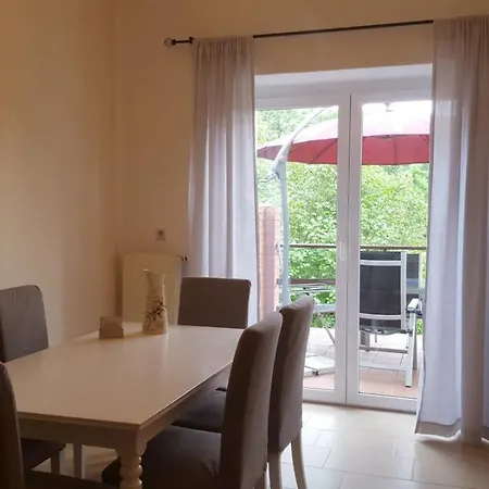 Apartment Business *